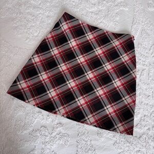 H&M Red, Black, & Beige Plaid Mini Skirt